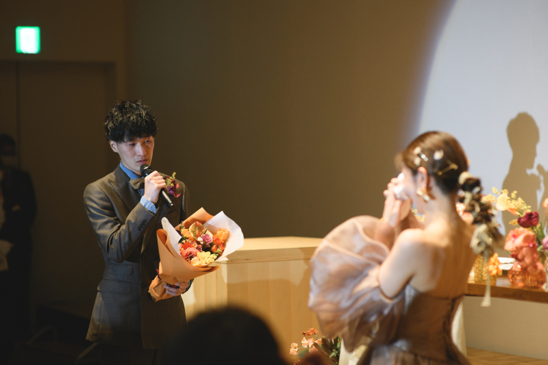 新郎様から感動のサプライズ、、、!