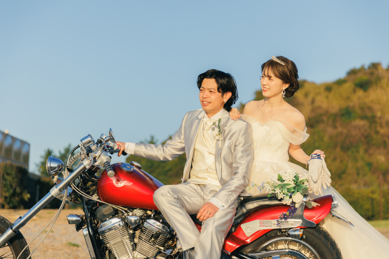 思い出がいっぱい詰まった大切な愛車と。【洋装2着 スタジオ＋ロケ撮影】