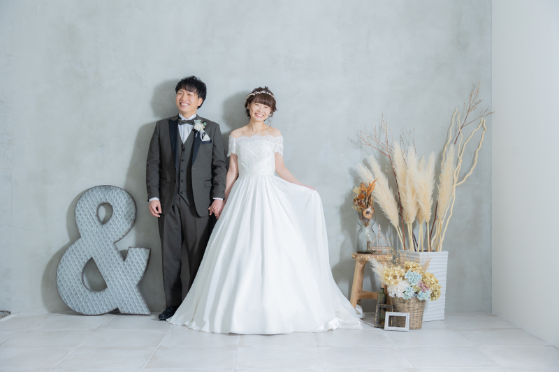 手を繋いでにっこり