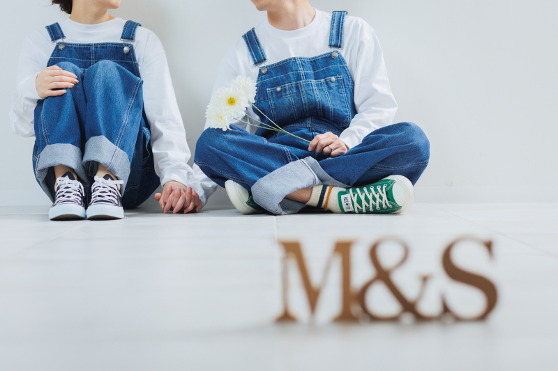 コンバースの色味も