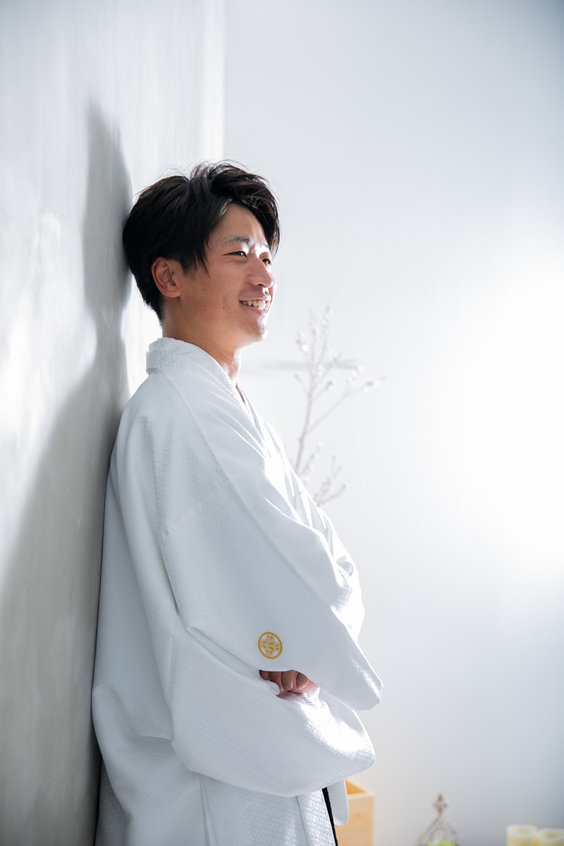 新郎様のお一人写真からスタート!