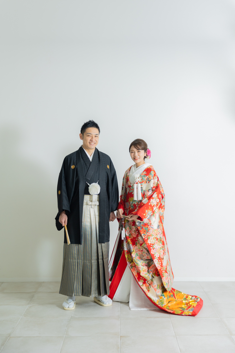 まずは和装でキリッと!