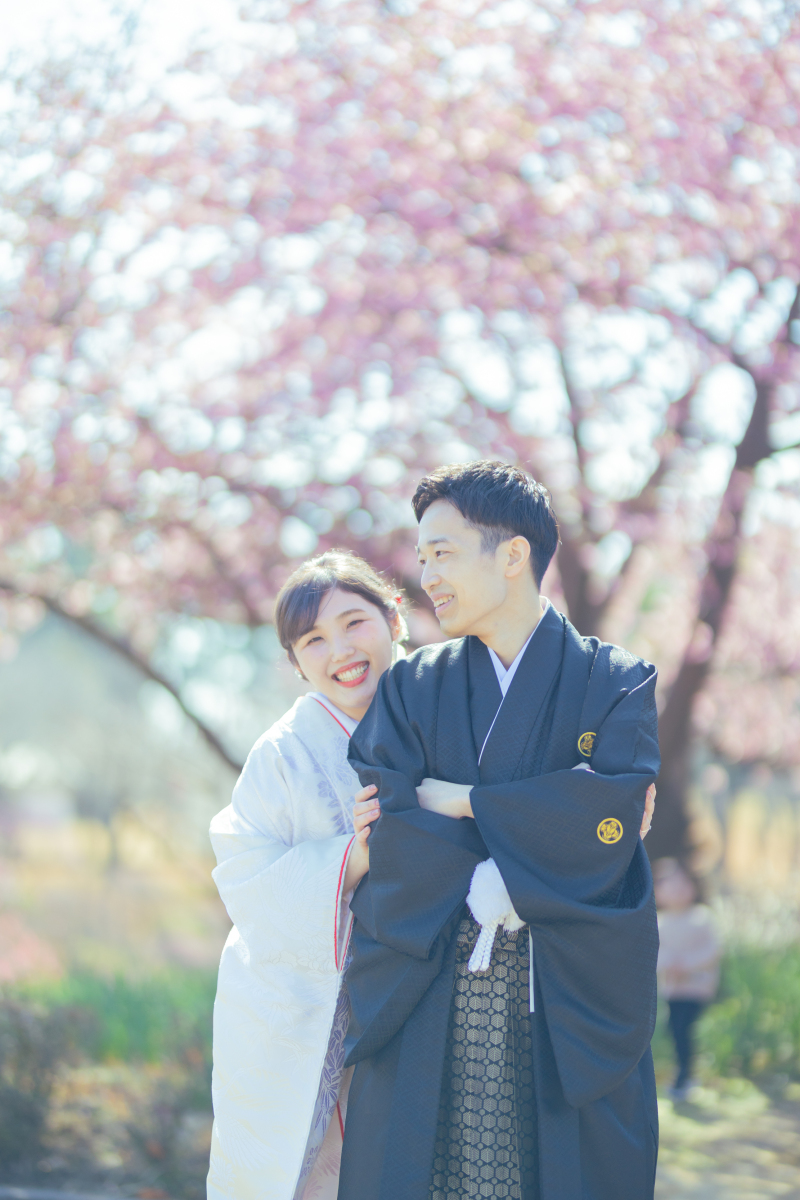 春の訪れ♡ 河津桜の前でかくれんぼショット