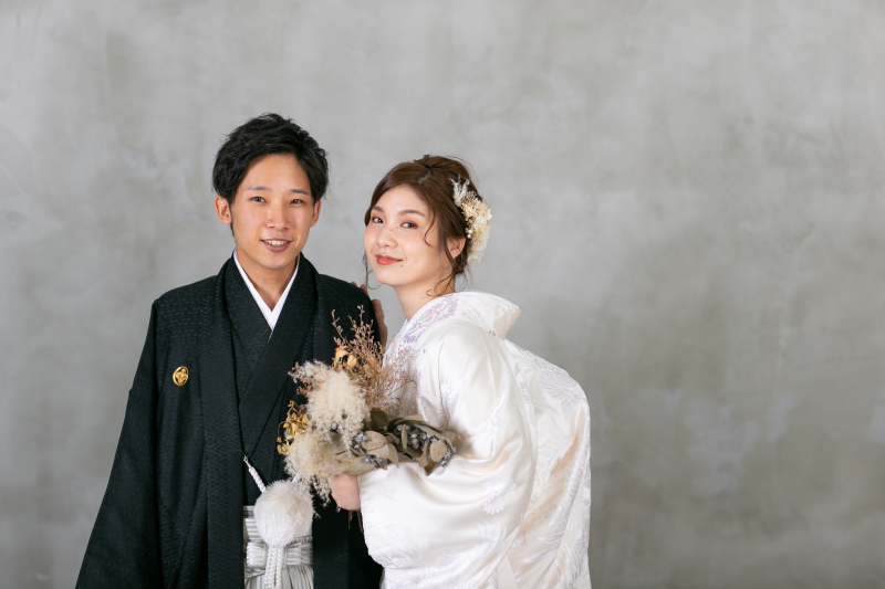 まずは白無垢のお二人ショットから・・・