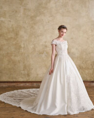 アップグレード１（TAKAMI BRIDAL）