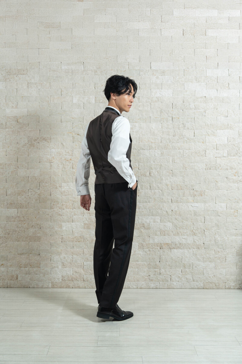 TAKAMI BRIDAL Tuxedo_01
