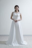 E100（両サロン取り扱いあり）