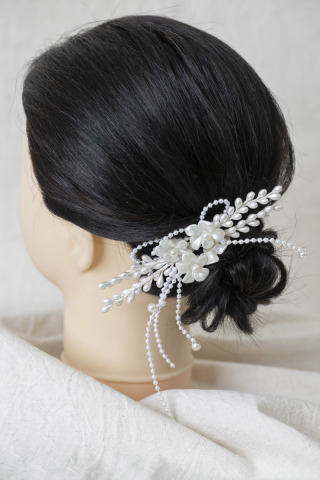 ヘアアクセサリー