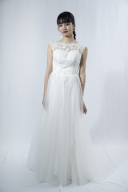 A111（両サロン取り扱いあり）