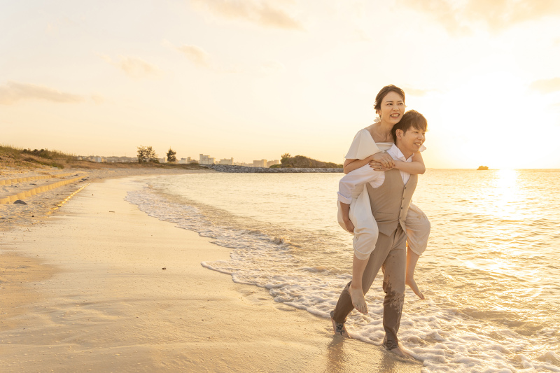 笑顔いっぱいのサンセット撮影
