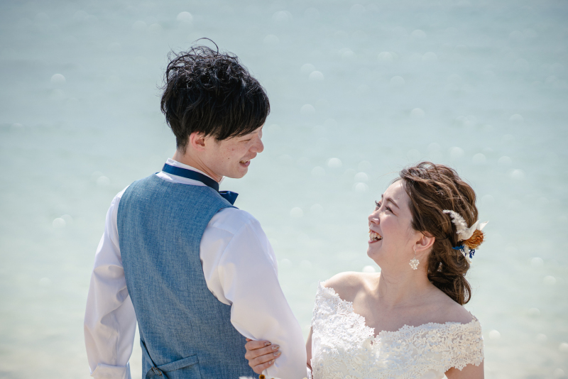 キラキラの海と笑顔