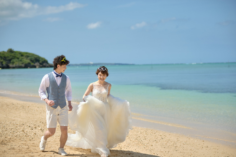 青い空と海をバックに☆