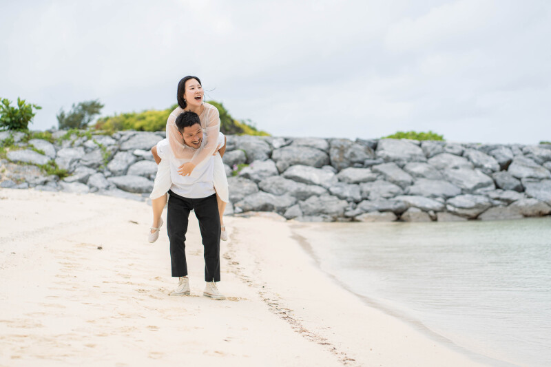 おんぶしておふたりの可愛いショット