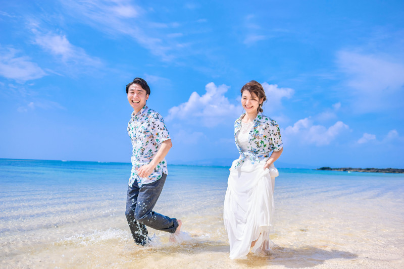 お揃いのアロハシャツを羽織って♡