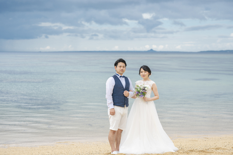 伊江島が見えるビーチで