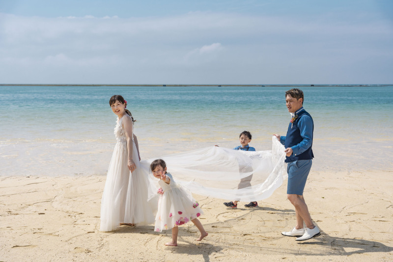 みんなでママをエスコート！