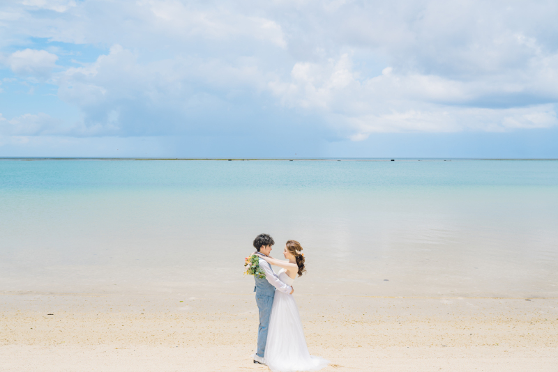 海と空の下で誓う特別な瞬間＊