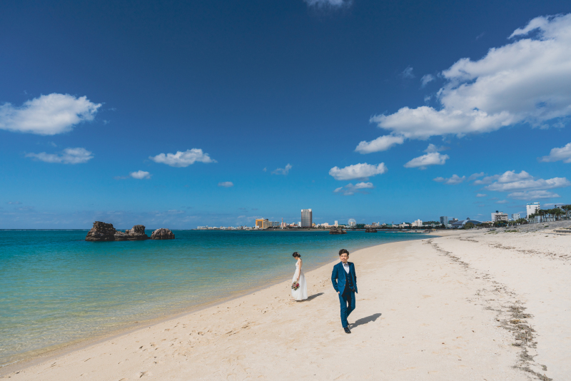 海が似合う新郎様♬