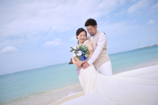 アラハビーチでのウエディングフォト♪