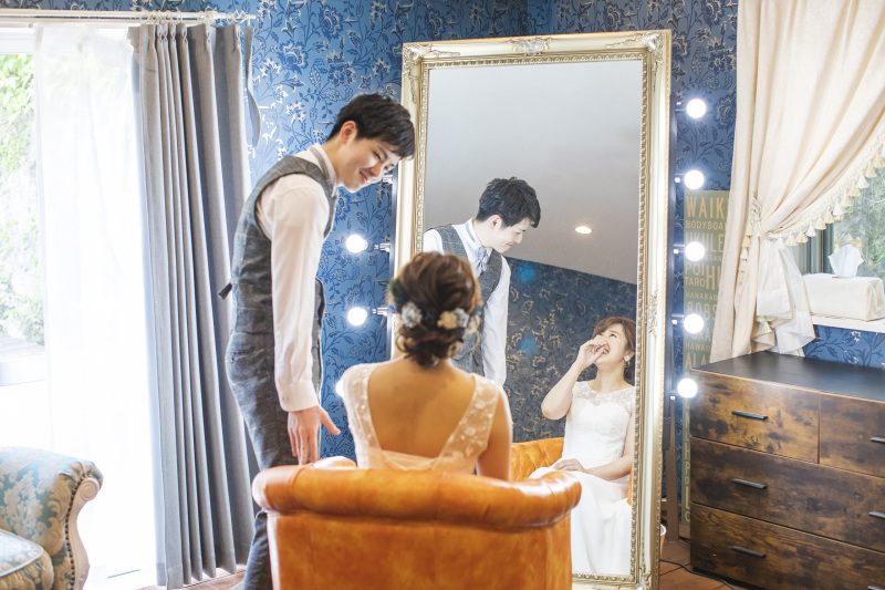 出発前にサロン内で＊