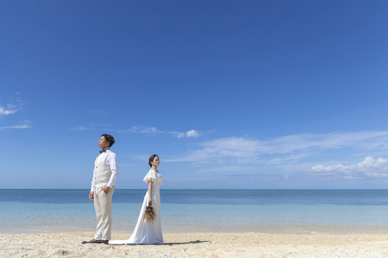 恩納村の冨着ビーチにて