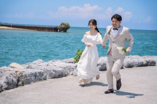 ハッピーウェディング