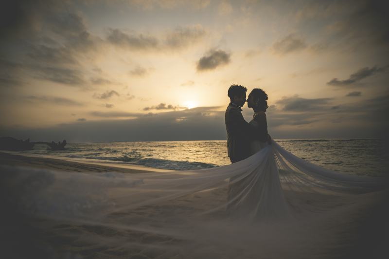 ベールに包まれて