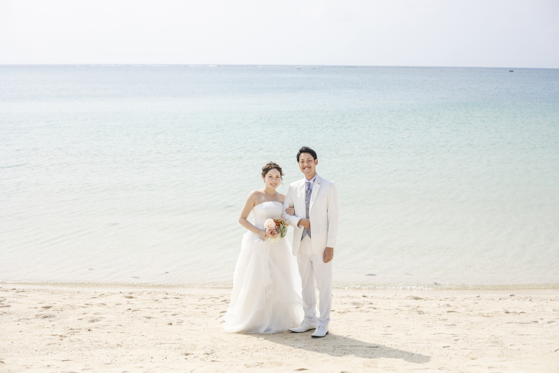 海をバックに撮影スタート！