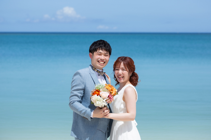 ブルーをバックに*