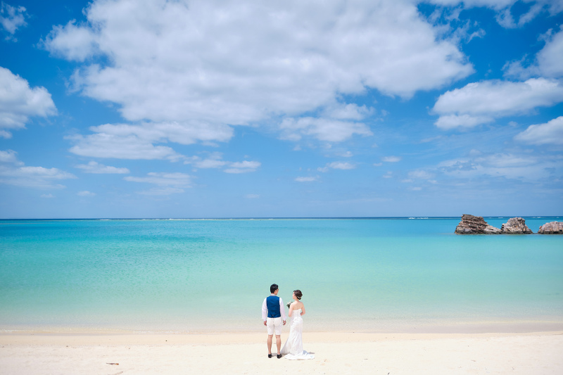 青い空と青い海