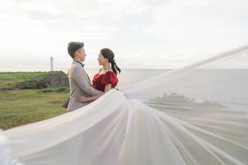 ホワイト×レッド