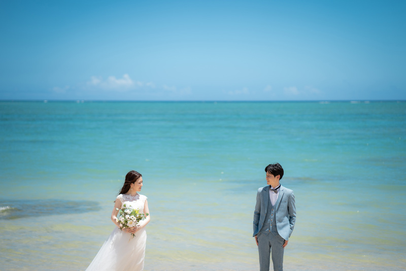 果てしない海と空