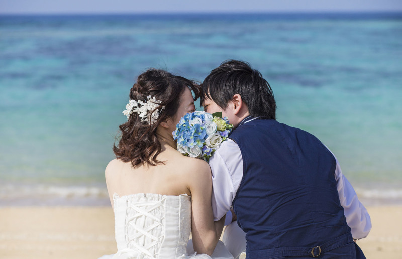 ブーケを使ったフェミニンカット♡