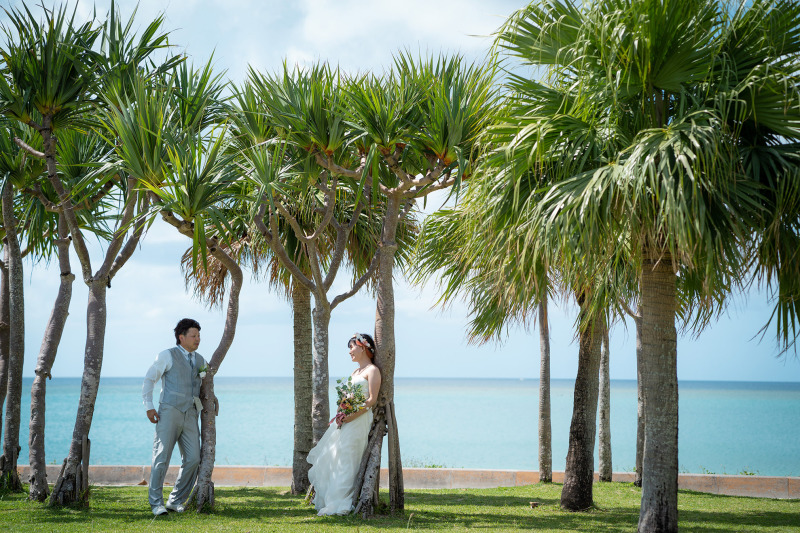 アラハビーチでウェディングフォト
