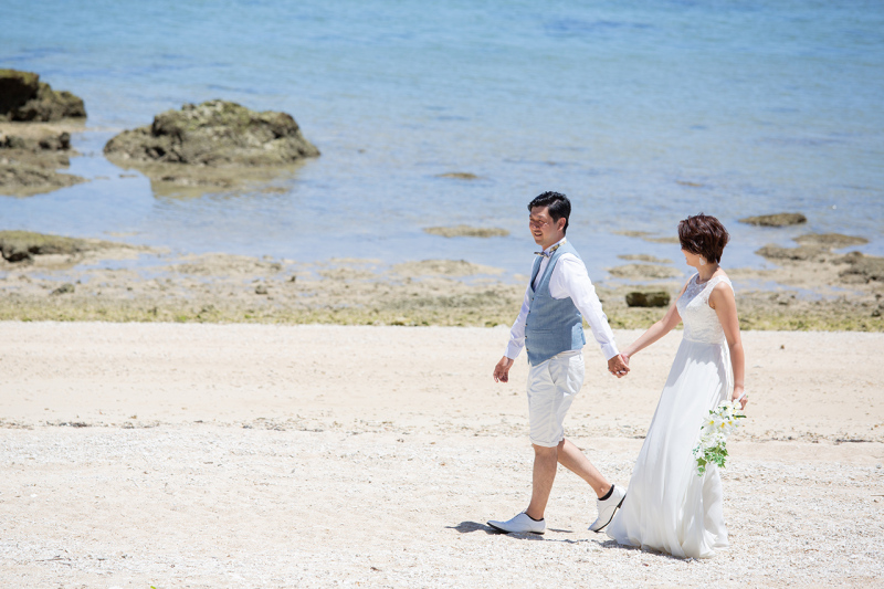 ビーチを散歩！！