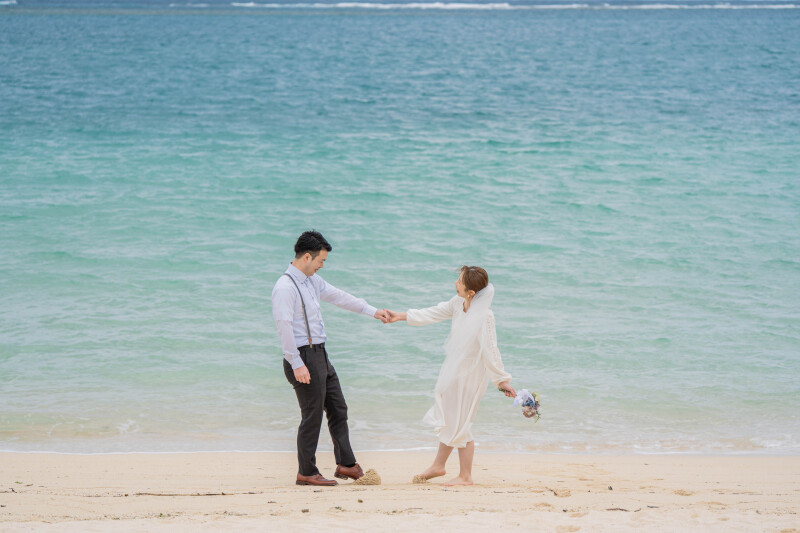 手繋ぎショット