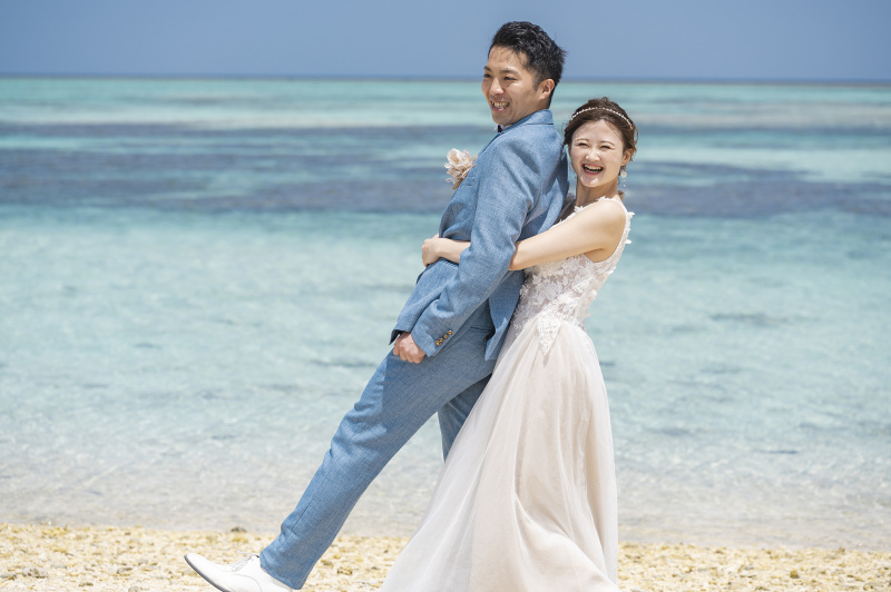 タキシードもドレスも追加料金無し!