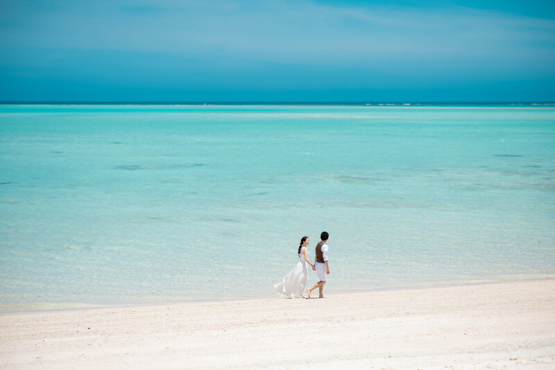 挙式撮影だけじゃない、ビーチ撮影もプラン内に♪
