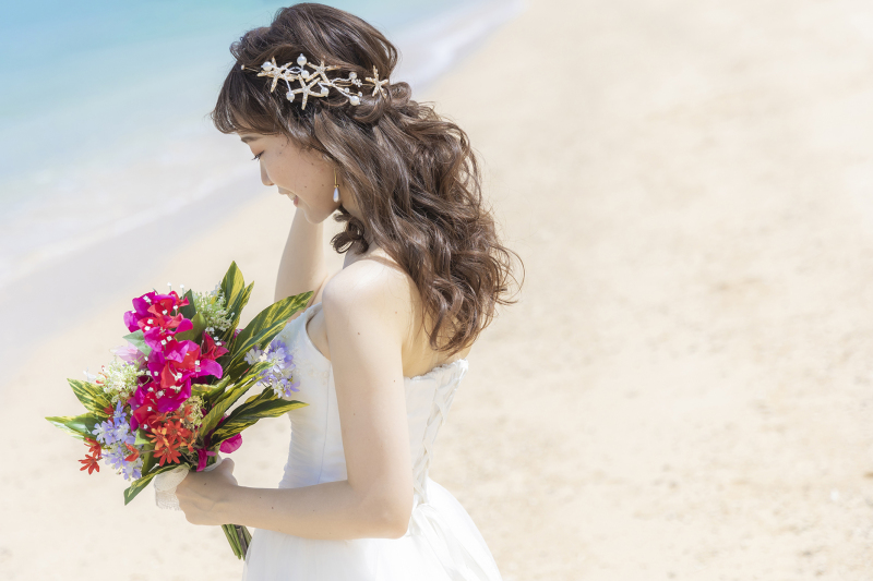 マーブルリゾートウェディング沖縄［MARBLE RESORT WEDDING 沖縄］_ウエディングドレスが豊富