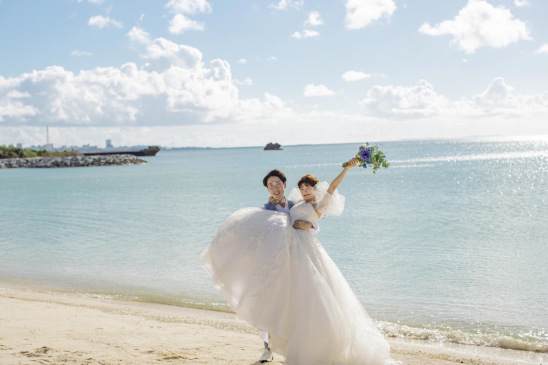 マーブルリゾートウェディング沖縄［MARBLE RESORT WEDDING 沖縄］_衣装の追加料金がない