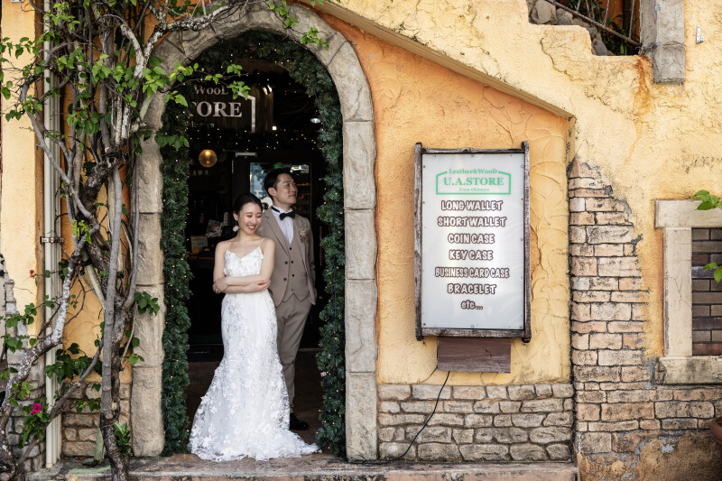 ＼海だけじゃない新しい沖縄の魅力／【街フォト】ロケ地選べる☆100カット＊衣装＆ヘアメイク＆データ付き！雨でも撮影できる◎