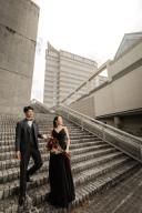 シックな雰囲気のブラックドレス