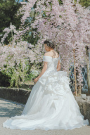 エレガントなロングトレーンドレス