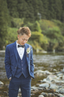 ライトネイビー／シンプルな同系色コーデ