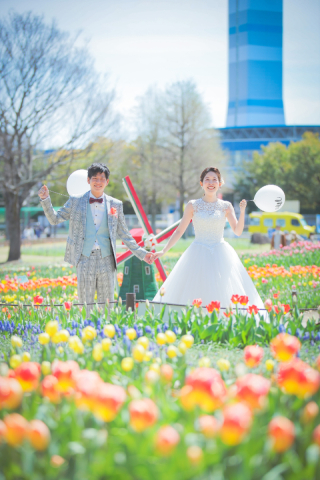 胸元のレースとふんわりチュールのナチュラルドレス♪