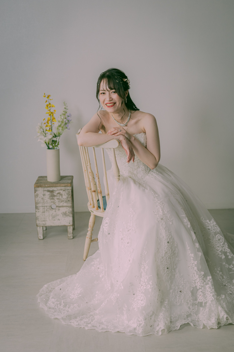 王道のチュール生地／ロングトレーンドレス