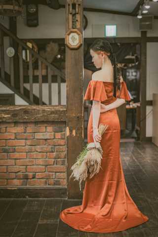 根強い人気のテラコッタドレス