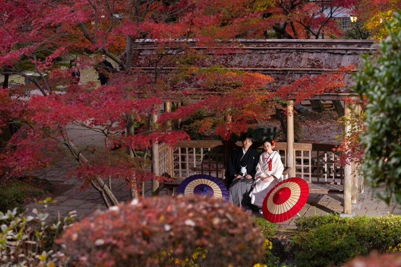 ご自宅から移動し、紅葉のロケーション撮影です！