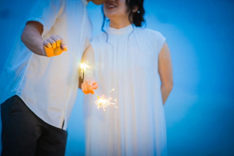 ナイトは花火を使って♪