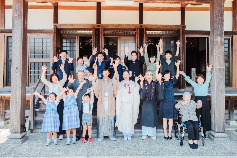 ～ご自宅のお寺～ファミリーフォトウェディング